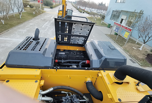 Экскаватор гусеничный SE680LCW