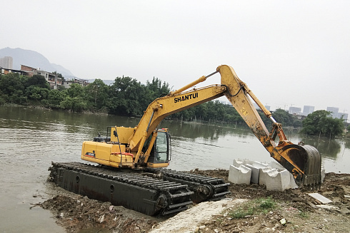 Экскаватор гусеничный SE215W