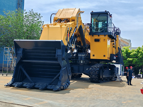 Экскаватор гусеничный SE3000LCW